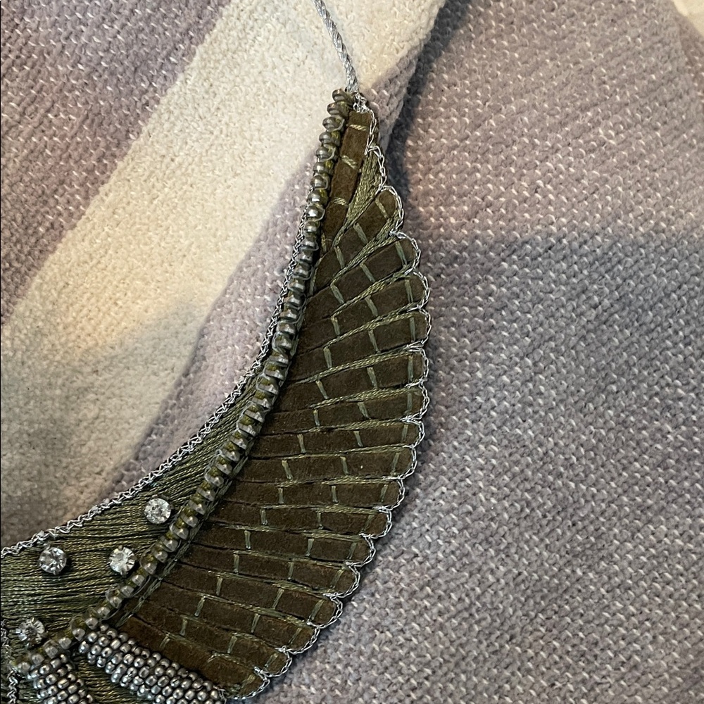 Nahua bohemian Olive Green Statement Necklace - Picture 4 of 6